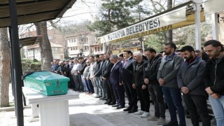Kütahyada balkondan düşen genç kız hayatını kaybetti