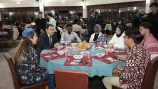 Kütahyada yabancı uyruklu öğrencilerle iftar programı
