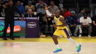 LeBron James, NBAde 50 bin sayı barajını geçen ilk isim oldu