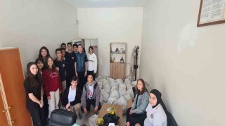 Lise öğrencilerinden örnek davranış