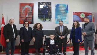 Lise öğrencisinin akülü araç sevinci