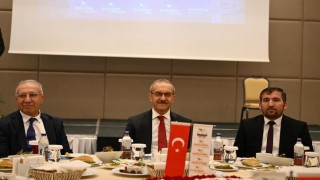 Malatya Girişim Grubu iftarında iş dünyası ve protokol bir araya geldi