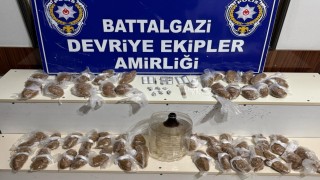 Battalgazi’de 2 Şüpheli Uyuşturucudan Yakalandı