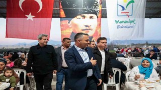 Manavgat Belediyesinden Gündoğdu Mahallesinde iftar sofrası