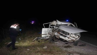Manisada feci kaza: 1 ölü, 2si ağır 3 yaralı