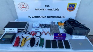 Manisada kaçak kazı operasyonu: 4 kişi suçüstü yakalandı