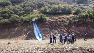 Saruhanlı’da Kayıp Paraşütçü Ölü Bulundu