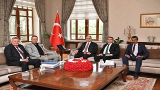Manisada yaşanan su sorunu Vali Özkana iletildi