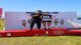 Manisalı sporcu Nida Deniz Karataş Türkiye şampiyonu oldu