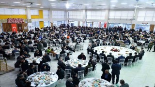 Mardinde bin 300 kişi iftarda buluştu