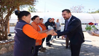 Marmaris Belediyesinde kadın personele 8 Mart jesti