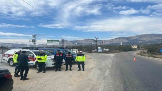 Mersin Mutta trafik ekiplerinden denetim