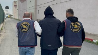 Mersinde 15 yıl hapis ve 13 ayrı suçtan aranan şahıs yakalandı