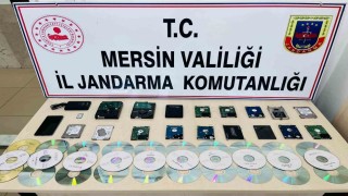 Mersinde müstehcenlik operasyonu: Şüpheli 19 hard diskle yakalanıp tutuklandı