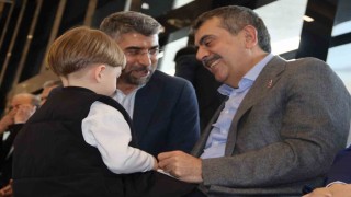 Milli Eğitim Bakanı Tekin: Siz kimden yanasınız, milletten yana mısınız, milleti ayrıştırmak ve bölüştürmekten mi yanasınız?