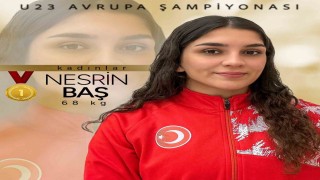 Milli güreşçiler Tuba Demir, Nesrin Baş ve Elmira Yasin, Avrupa şampiyonu oldu