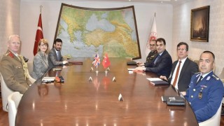 Milli Savunma Bakan Yardımcısı Heybet, Birleşik Krallık Ankara Büyükelçisi Morris ve heyetini kabul etti