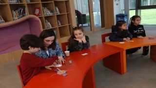 Minikler kendi Ramazan davulunu yaptı