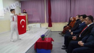 Mudurnuda anlamlı tören