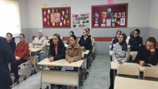 Muratlıda Ebeveyn Okulu kursu açıldı