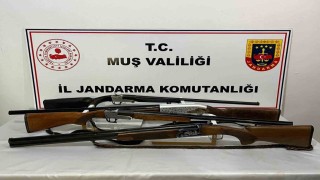 Muşta 75 şahıs yakalandı, çok sayıda silah ve kaçak eşya ele geçirildi