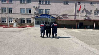 Nazillide 8 yıl hapis cezası ile aranan şahıs yakalandı
