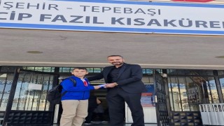 Necip Fazıl Kısakürek Ortaokulu öğrencisi Muay Thai turnuvasında şampiyon oldu.