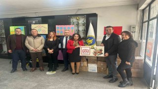 Nevzat Şahin Anadolu Lisesine 3 bin kitap bağışlandı
