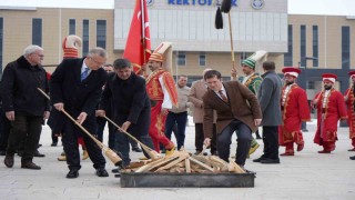 Öğrenciler nevruz ateşiyle ısındı