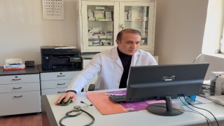 Öğretmenlik yaparken hayali olan tıp fakültesini bitirdi