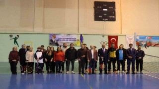 Oltuda kort tenisi heyecanı