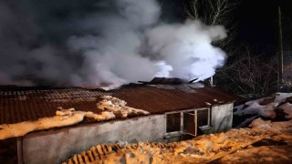 Orduda ev yangını