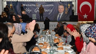 Osmaniye Belediyesi'nden Binlerce Kişinin Katıldığı Mahalle İftarı