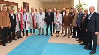 Osmaniye Korkut Ata Üniversitesi'nde Cübbe Giyme Töreni Düzenlendi