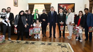Osmaniye Valisi Dr. Erdinç Yılmaz, Down Sendromlu Çocuklarla Bir Araya Geldi