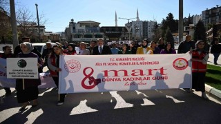 Osmaniyede 8 Mart Dünya Kadınlar Günü dolayısıyla yürüyüş düzenlendi
