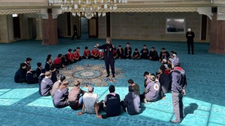 Osmaniye’de Diyanet İzcileri İçin İtikaf Kampı Düzenlendi
