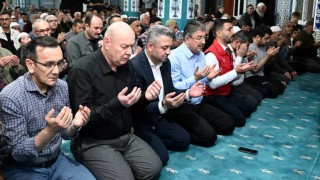 Osmaniye’de Mübarek Kadir Gecesi Dualarla İdrak Edildi