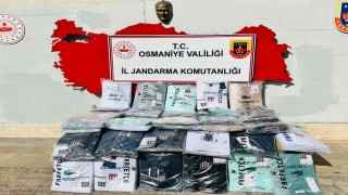 Osmaniye'de Sahte Marka Operasyonu: 1042 Adet Taklit Tişört Ele Geçirildi