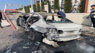 Park halindeki otomobil küle döndü
