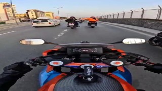 Pendikte motosiklet sürücüleri şakalaşırken kaza yaptı: 1 yaralı
