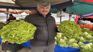 Plansız üretim ve fiyatlardaki değişkenlik pazarcıyı zor durumda bırakıyor