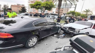 Polisin dur ihtarına uymayan sürücü ortalığı savaş alanına çevirdi