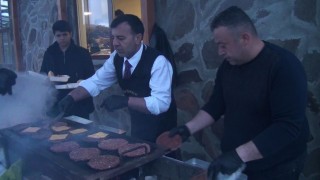 Pütürge Belediyesinden öğrencilerle anlamlı iftar