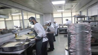 Ramazan Bayramına sayılı günler kala Diyarbakırda tatlı telaşı