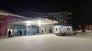 Ramazan topu elinde patlayan görevli ağır yaralandı