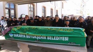 Rektör Atilla Arkanın annesi Sakaryada son yolculuğuna uğurlandı