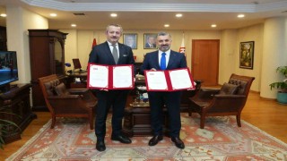 RTÜK ve İstanbul Aile Vakfı arasında ailenin korunması ve güçlendirilmesi için iş birliği protokolü imzalandı