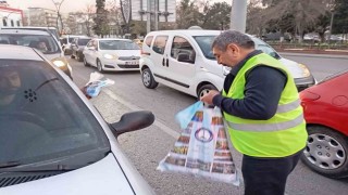 Şahinbey Belediyesi iftara yetişemeyen vatandaşların yanında
