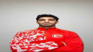 Sakaryalı güreş sporcusu Arnavutlukta Ay Yıldızlığı bayrağı temsil edecek
